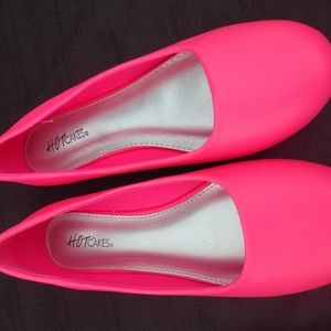 Ladies slip on